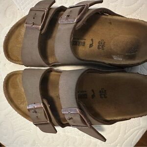 Size 33 Birkenstock sandals, barely worn!